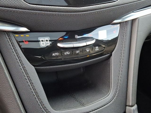 2023 Cadillac XT6 Luxury