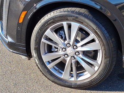 2023 Cadillac XT6 Premium Luxury