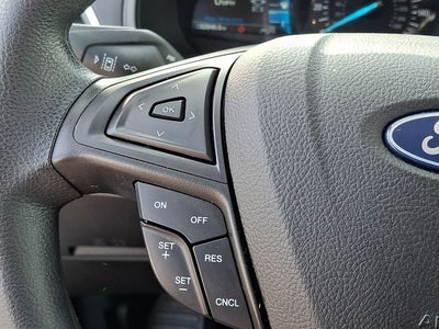2022 Ford Edge SE