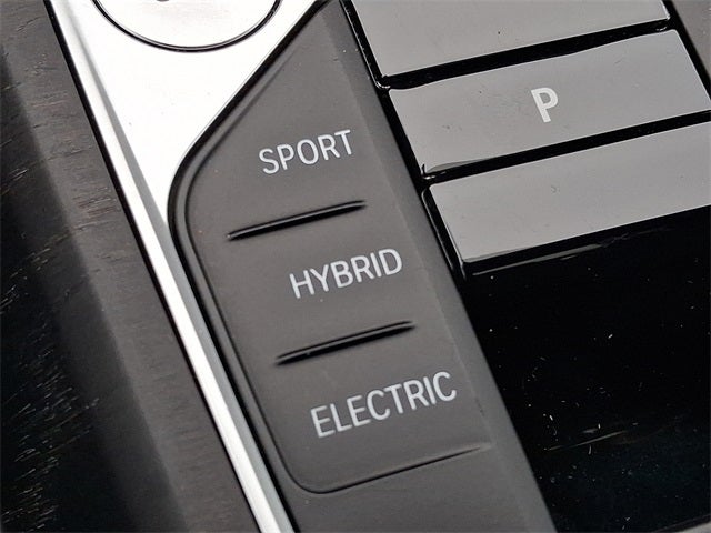 2024 BMW 3 Series 330e xDrive