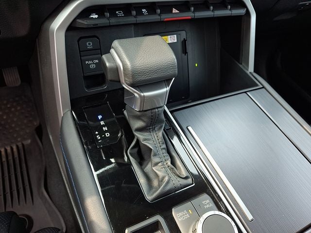 2023 Toyota Tundra Hybrid Platinum
