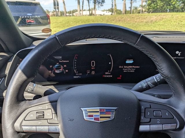 2025 Cadillac XT4 Premium Luxury