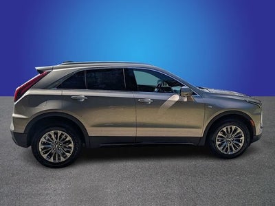 2025 Cadillac XT4 Premium Luxury