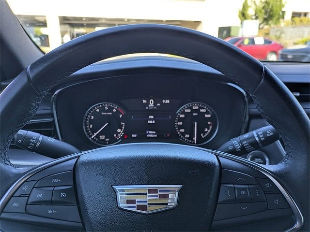 2023 Cadillac XT5 Luxury