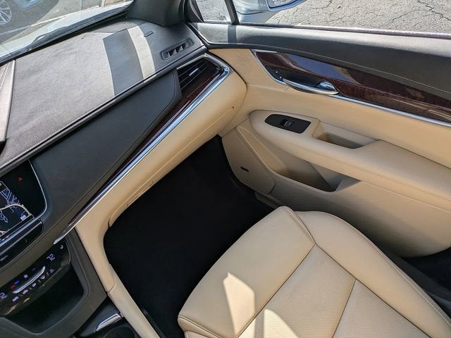 2019 Cadillac XT5 Luxury FWD