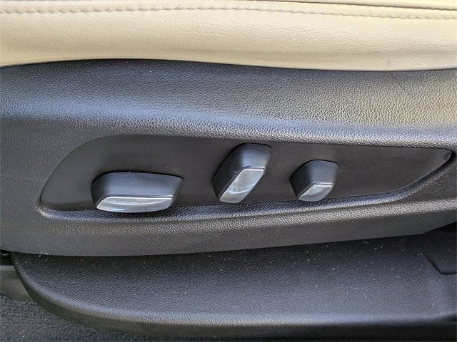 2018 Cadillac XT5 Luxury FWD