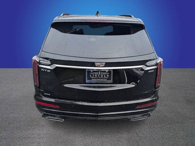 2025 Cadillac XT6 Sport