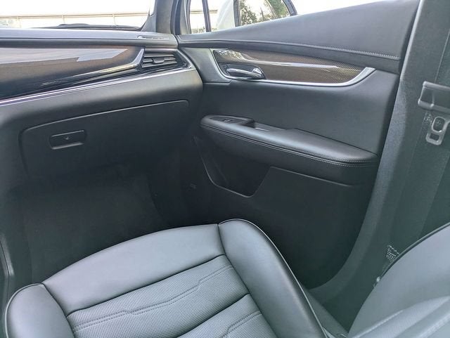 2025 Cadillac XT6 Sport