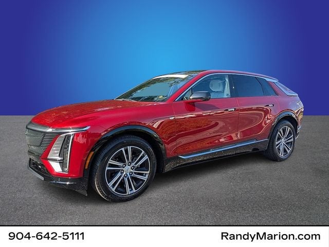 2024 Cadillac LYRIQ Luxury 2