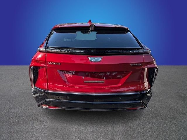 2024 Cadillac LYRIQ Luxury 2