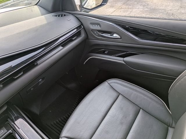 2024 Cadillac Escalade Sport