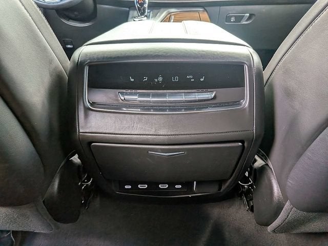 2023 Cadillac Escalade 4WD Sport Platinum