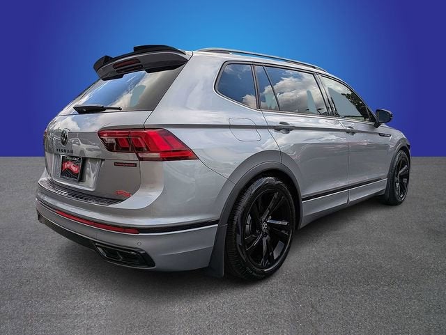 2023 Volkswagen Tiguan SE R-Line Black