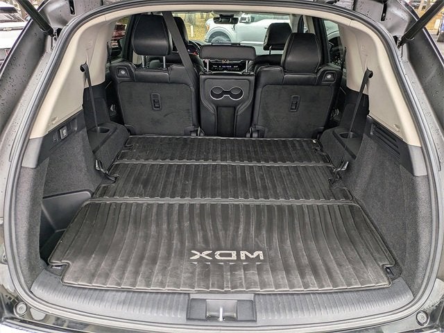 2022 Acura MDX w/Technology Package