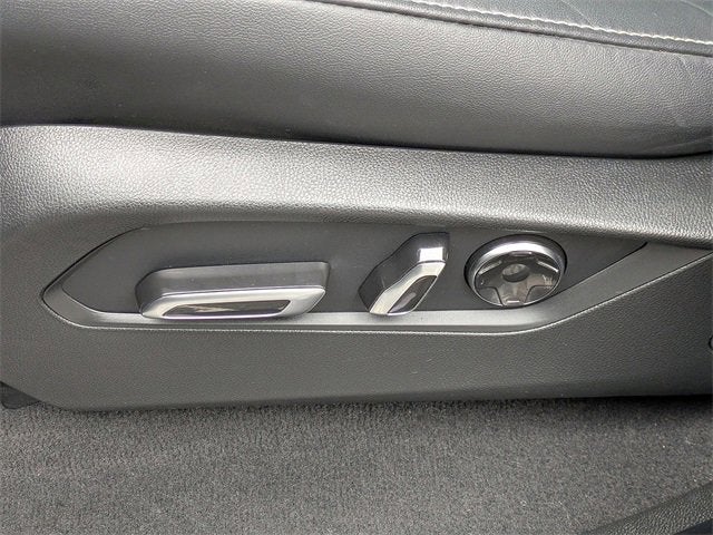 2022 Acura MDX w/Technology Package