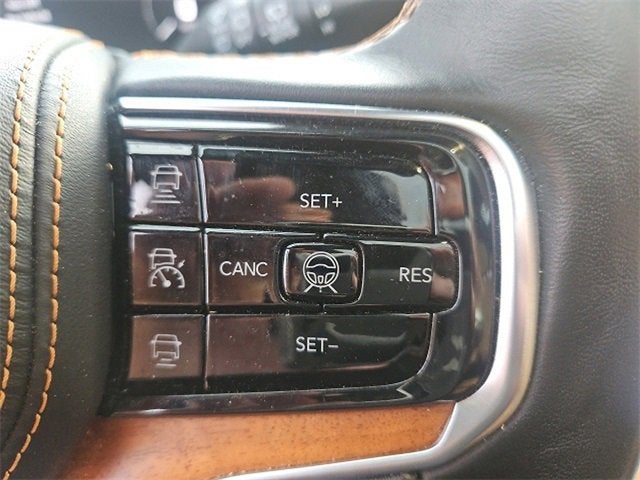 2022 Jeep Grand Wagoneer Series III