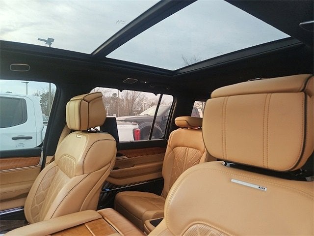 2022 Jeep Grand Wagoneer Series III