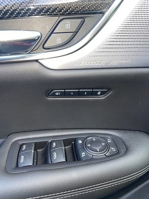 2025 Cadillac XT6 Sport