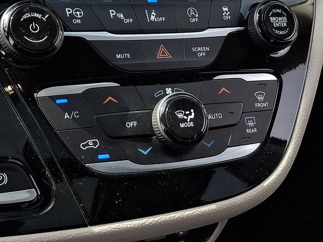 2020 Chrysler Pacifica Limited