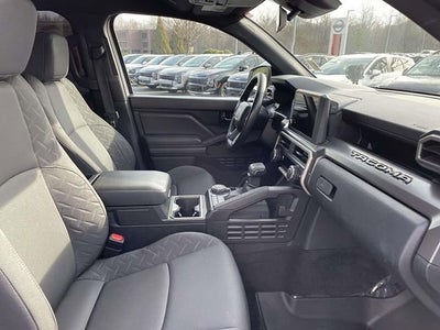 2024 Toyota Tacoma 4WD SR5