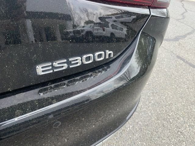 2024 Lexus ES ES 300h Ultra Luxury