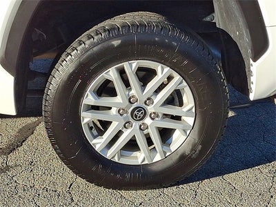 2023 Toyota Tundra 4WD SR5