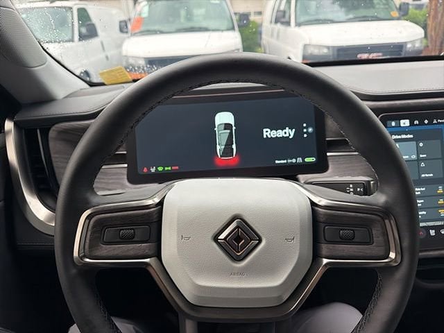 2025 RIVIAN R1S Adventure