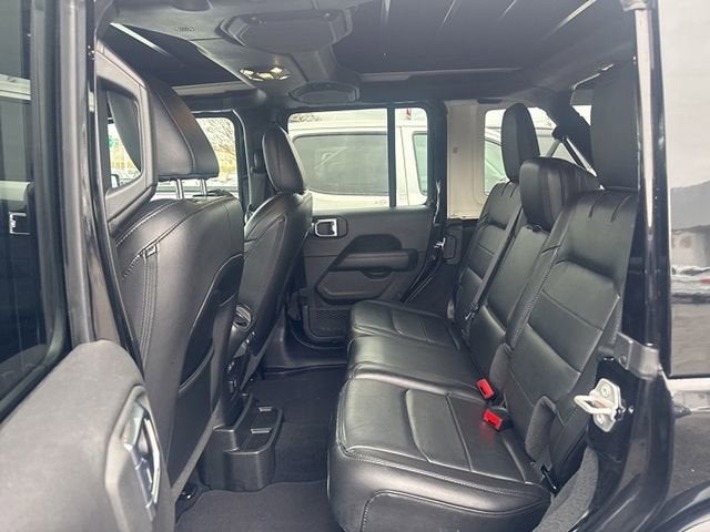 2023 Jeep Wrangler 4-Door Sahara Altitude 4x4