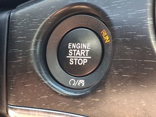 2017 Jeep Grand Cherokee Limited 4x2