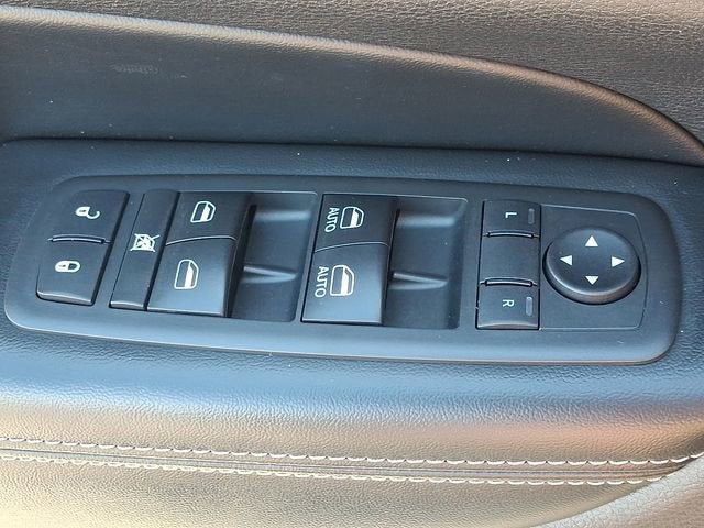 2017 Jeep Grand Cherokee Limited 4x2