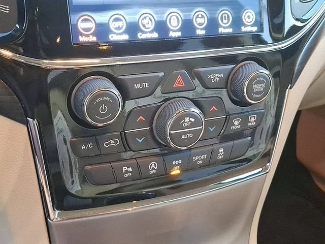 2022 Jeep Grand Cherokee WK Laredo E