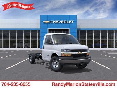 2025 Chevrolet Express Cutaway 3500 1WT