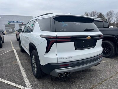 2025 Chevrolet Traverse LT
