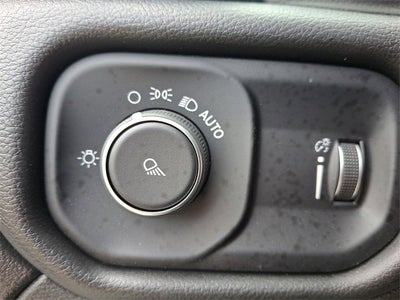 2024 RAM 2500 Tradesman Regular Cab 4x4 8' Box