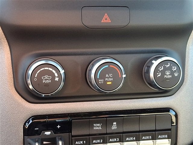 2024 RAM 2500 Tradesman Regular Cab 4x4 8' Box