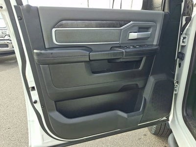 2020 RAM 2500 Big Horn Crew Cab 4x4 6'4" Box