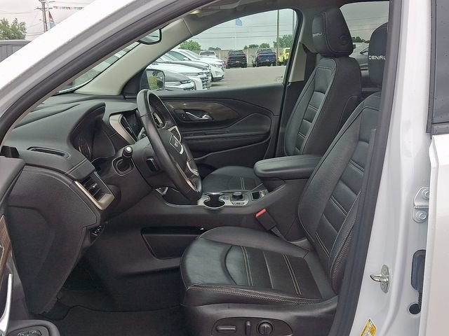 2022 GMC Terrain Denali