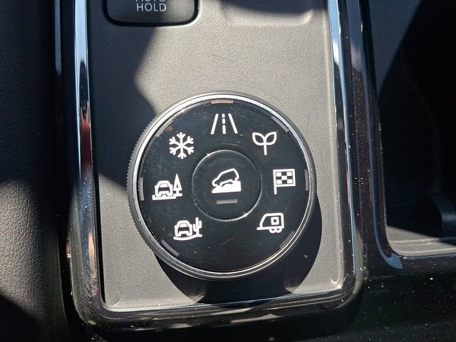 2025 Nissan Pathfinder Rock Creek 4WD