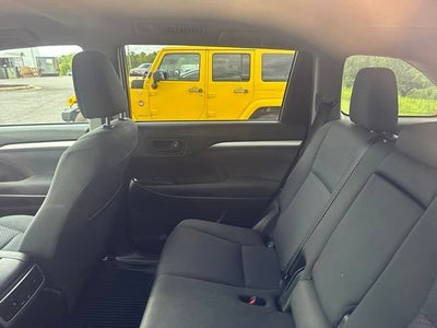 2019 Toyota Highlander LE