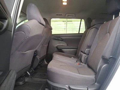 2021 Toyota Highlander LE