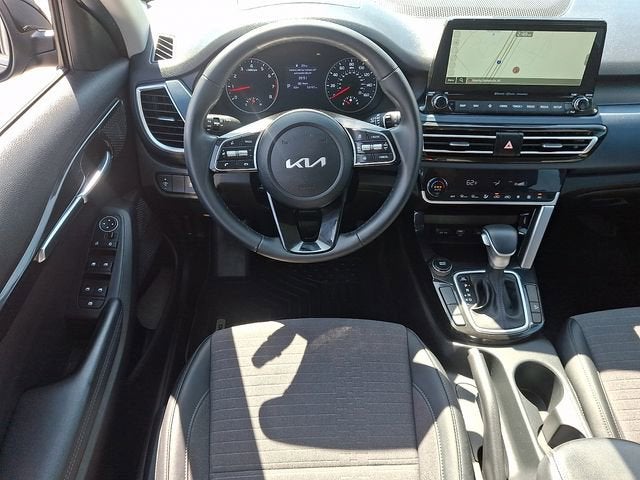2023 Kia Seltos S