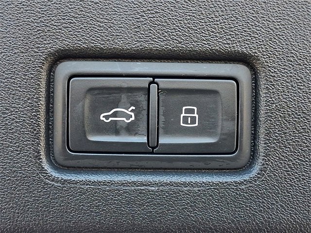 2023 Audi Q4 e-tron Premium Plus 40 RWD