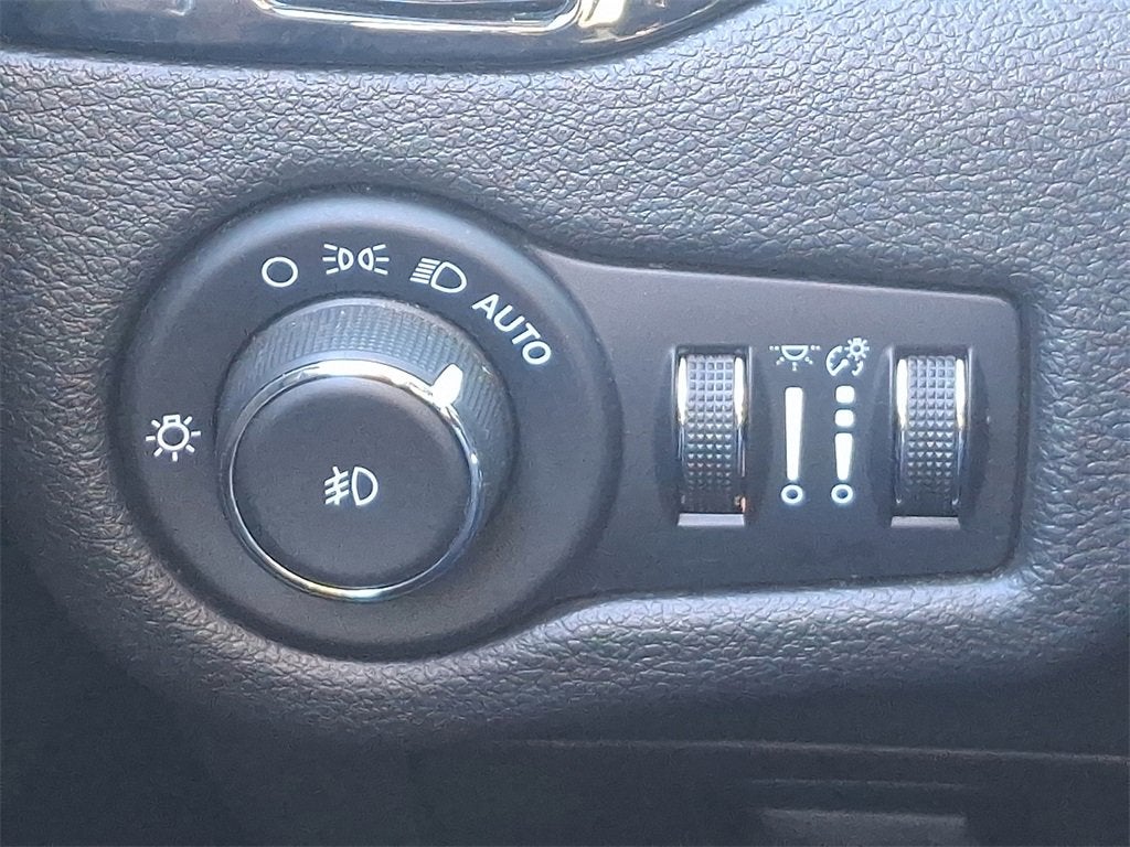 2021 Jeep Cherokee Altitude