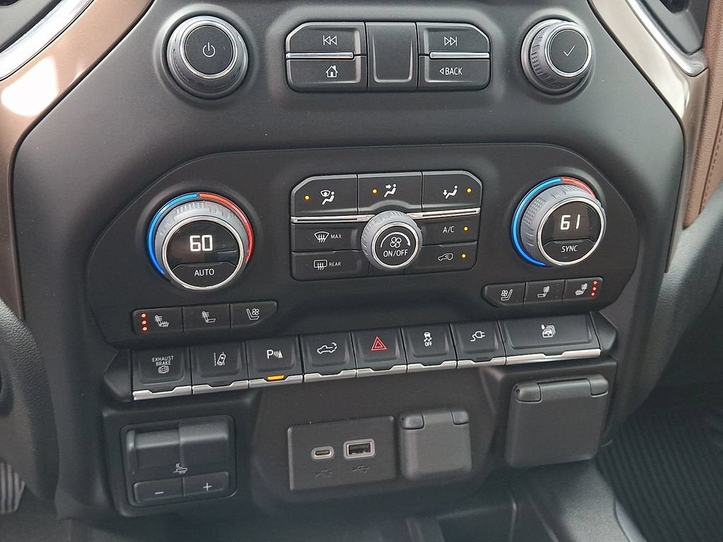 2023 Chevrolet Silverado 3500 HD High Country