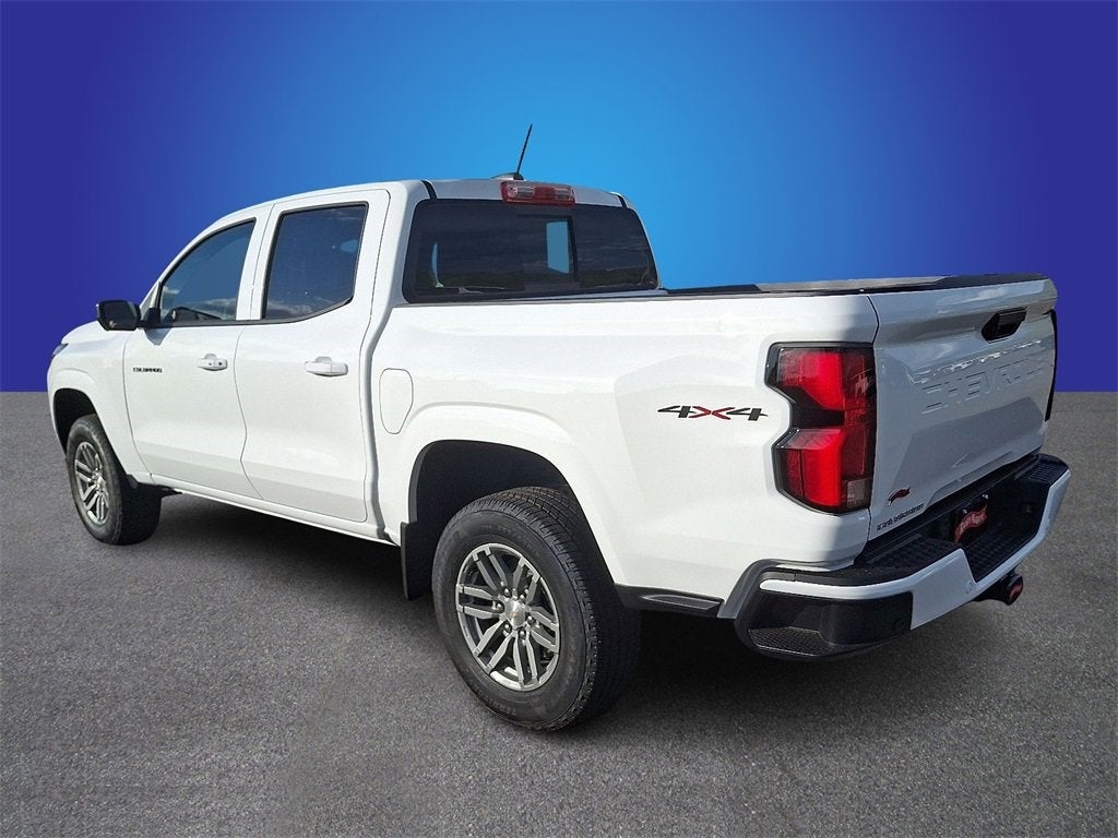 2025 Chevrolet Colorado WT/LT