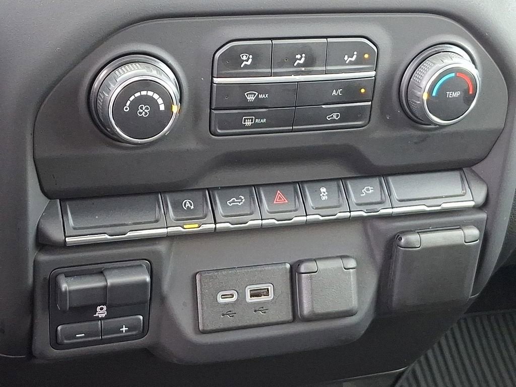 2021 Chevrolet Silverado 1500 Custom