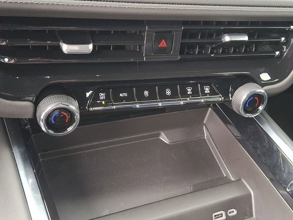 2025 Chevrolet Tahoe LS