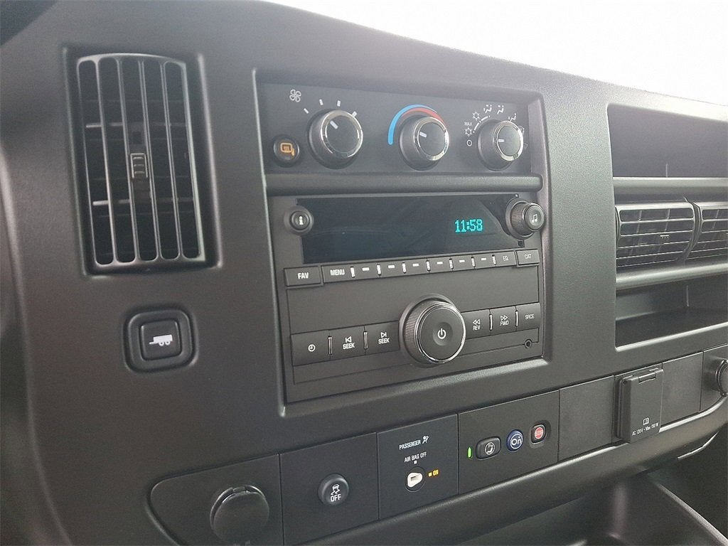 2025 GMC Savana Cargo 2500 Work Van