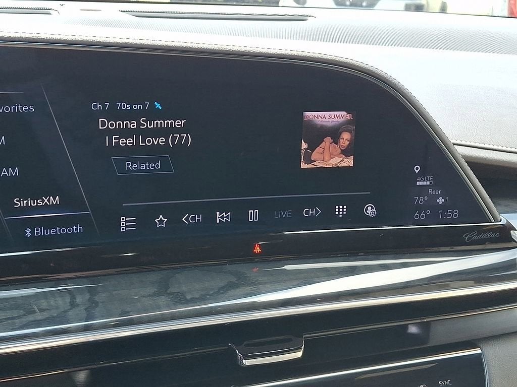 2024 Cadillac Escalade ESV Premium Luxury