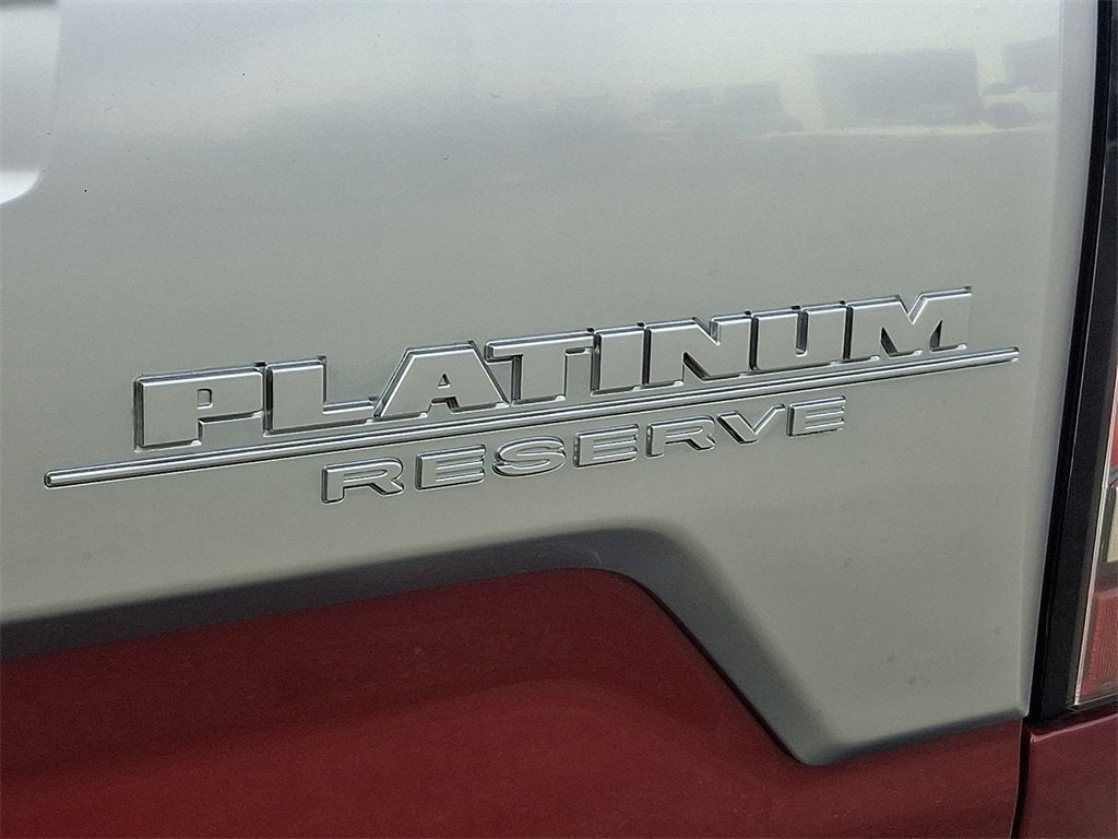 2021 Nissan Titan Platinum Reserve